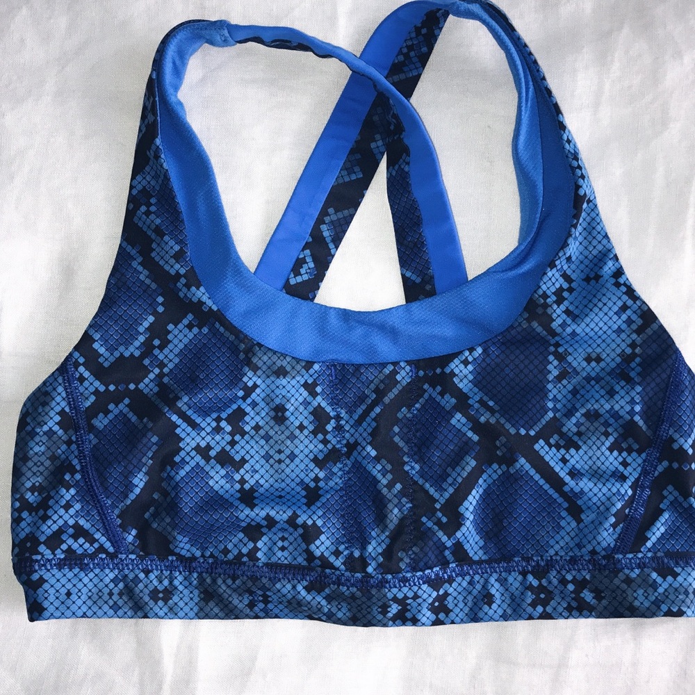 Lululemon blue snake skin sports bra